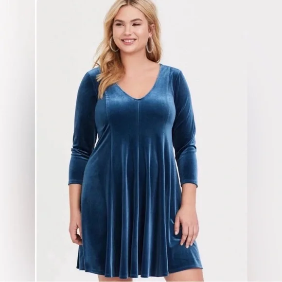Torrid Mini Velvet Fluted Dress Blue Long Sleeve size 0