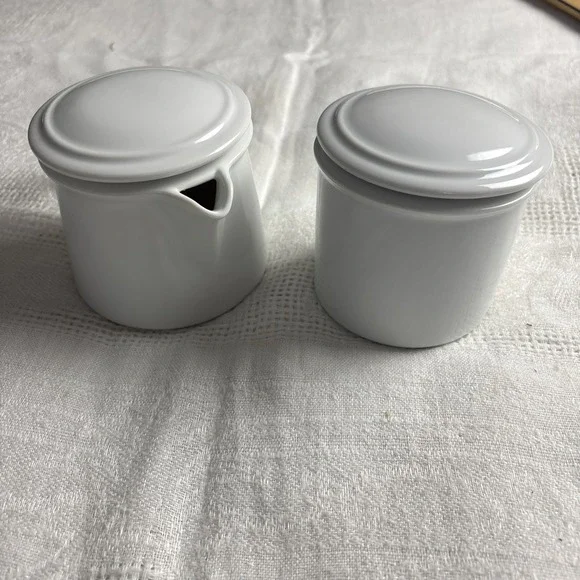 Dansk Cafe Blanc Creamer & Sugar Bowl w/ Lids Bright White Porcelain‎ NWOT