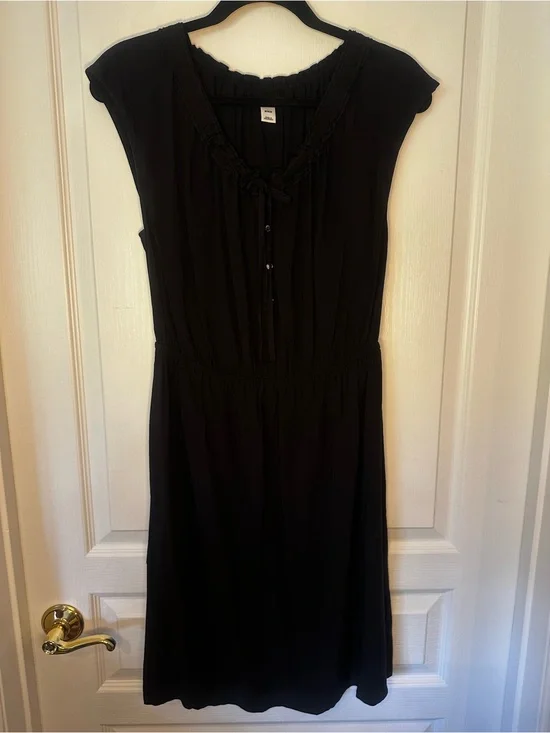 Old Navy Black Cap-Sleeve Midi Dress with Ruffle Neck