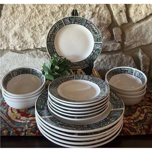 18 Design Trends or Gibson Designs‎ Foley 6 Plates 6 Bowls 6 Salad/Bread/Dessert