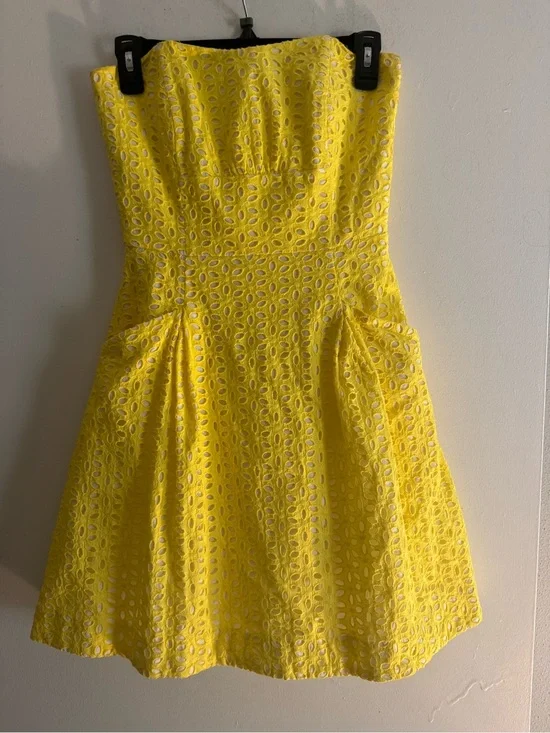 Lilly Pulitzer Cotton Blossom Eyelet Dress Pockets Pineapple Juice Yellow Size 0