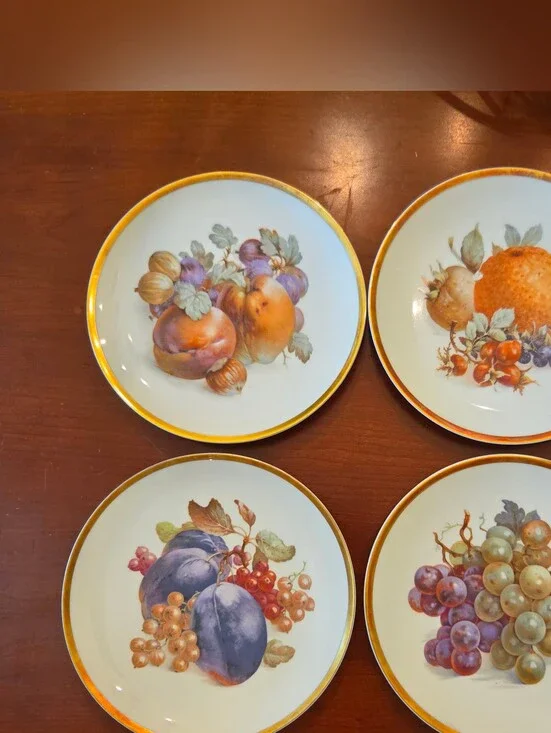 Set of 4 Vtg Golden Crown E&R Orchard Fruit 7.75