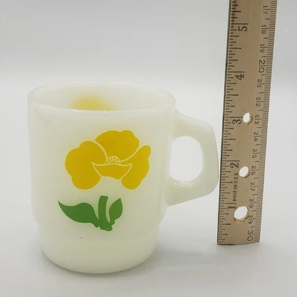 Anchor Hocking Fire King Milk Glass Cup with Yellow Poppy Flower‎ Stackable