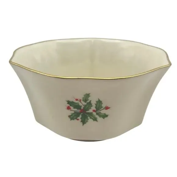 Lenox Holly Berry (Special) Gold Rim Small Octagon Bowl