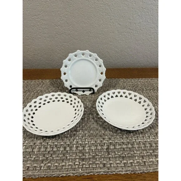 Vintage Milk Glass Lattice Edge Plates Set Of 3 Diameter 6.75”, 6.75”, & 5.75”