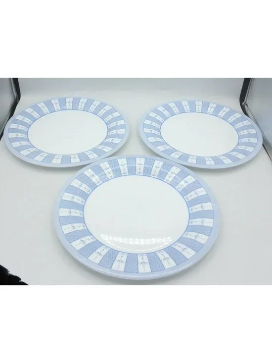 Martha Stewart Everyday Garden Trellis Dinner Plates 10.5 IN. Set of 3 Pattern