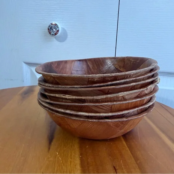 Lot of 7‎ wooden cereal salad bowls