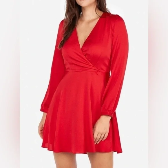 Express Women’sDress Bright Red,‎ Fit & Flare, Long Sleves  V-Neck Wrap Sz Small
