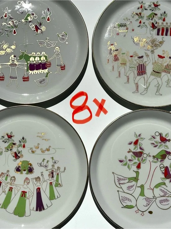Set 8 Shenango 12 Days of Christmas by Dick Litzel  Dinner Plates, Vintage 70-s