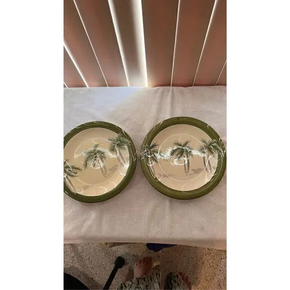 Tropical Breeze Sakura Oneida Palm Tree Dinner Plate Dish Set of Two 10