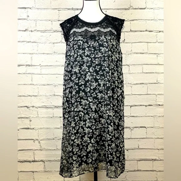 Maurice’s Black & White Lace Floral Midi Dress size Large