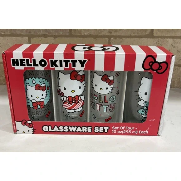 New‎ Box Sanrio HELLO KITTY Christmas Glassware Set of 4 10oz Drinking Glasses