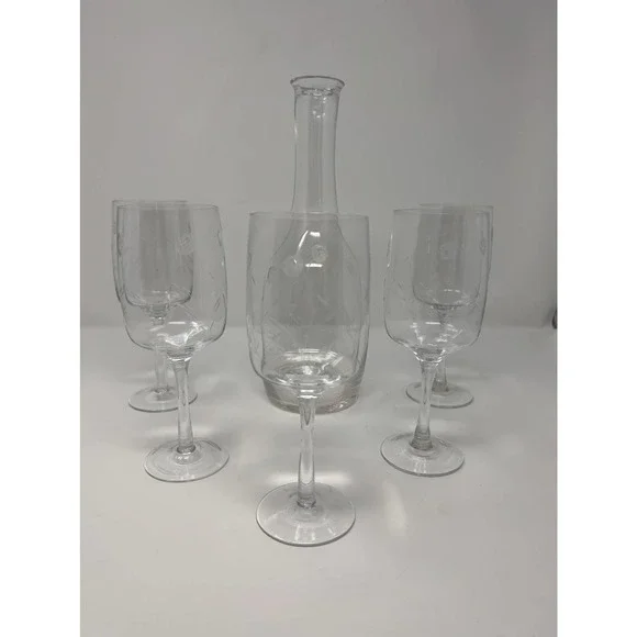 Carafe 5 Glasses with Petite Roses 11 1/2