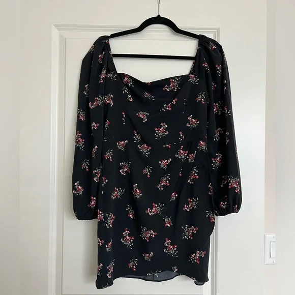 Abercrombie & Fitch Black Floral Long Sleeve mini Dress