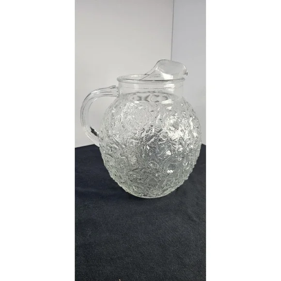 Anchor Hocking Lido Milano Pitcher Vintage Crinkle Ice Glass Clear Handle Spout‎