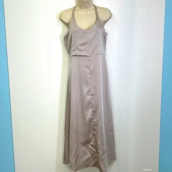 Mod Ref - Shiny Polyester Strappy Side Zipper Silver Maxi Dress Size Small