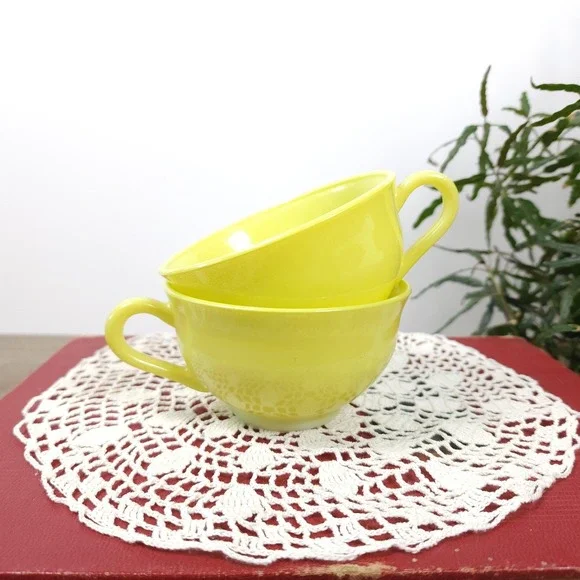 Vintage‎ Hazel Atlas Platonite Tea Cups, Set of Two, 1950s Yellow Cups