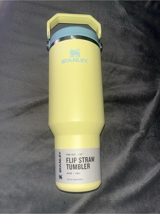Stanley The IceFlow Flip Straw 2.0 Tumbler 40oz
