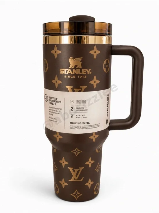 Stanley Chocolate Brown and Gold   Quencher Tumbler with Handle