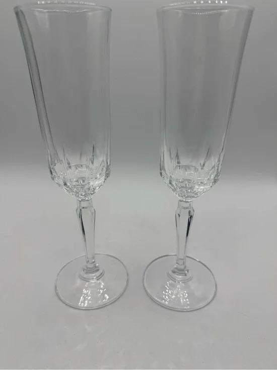 Set of 2 Clear Glass Stemmed Champagne Flutes 8 1/4” Tall