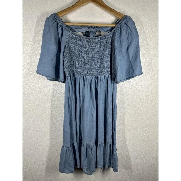 Blu Pepper Dress Womens Small Blue Off‎ Shoulder Smocked Ruffle Hem Sundress