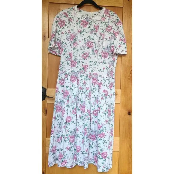 Vintage Stuart‎ Allan Sz 16 Floral Cottagecore Dress Lace Trim Elastic Waistband