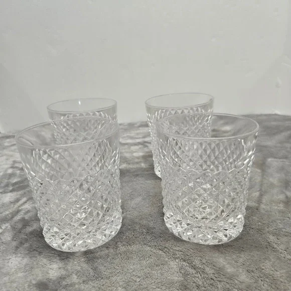 Vintage Diamond Cut Crystal Whiskey Glasses Set of 4 Starburst Base Rock Tumbler