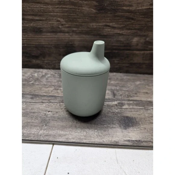 Silicone Sippy Cup for little‎ hands - 5 oz Forest Green 12 months+