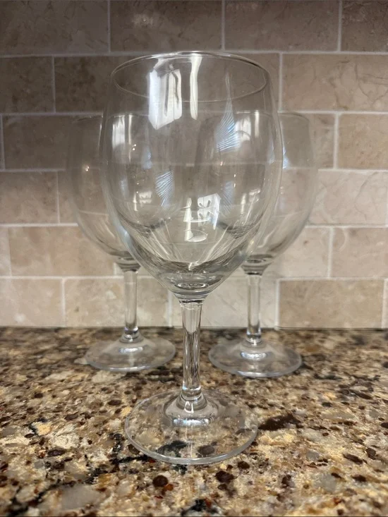 Clear Glass Wine Goblets - Elegant Stemware - Set of 3