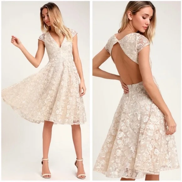 New Lulu's Jacqueline Champagne Floral Embroidered Backless Midi Dress Size S