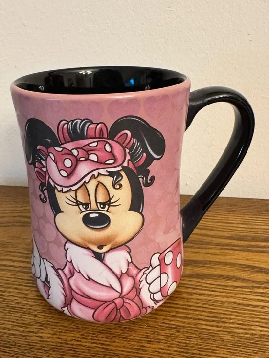 Disney Parks Exclusive Minnie Mouse 