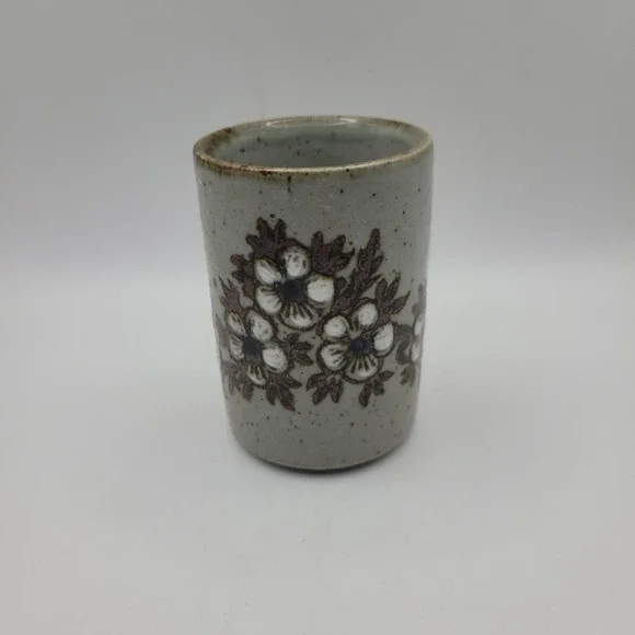 Vintage‎ Studio Pottery Floral Stoneware Cup Grey Brown Speckled 3.5 inches