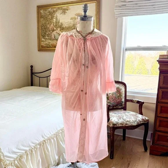 70s union made sheer‎ pink lace robe size medium