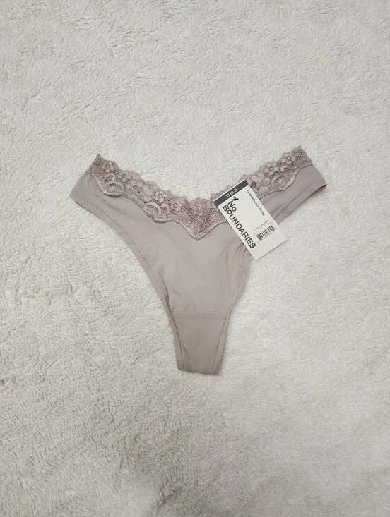 • NWT No Boundaries Women's Fit Stretch Lace Trim Thong Panty XS Laurel Pink
