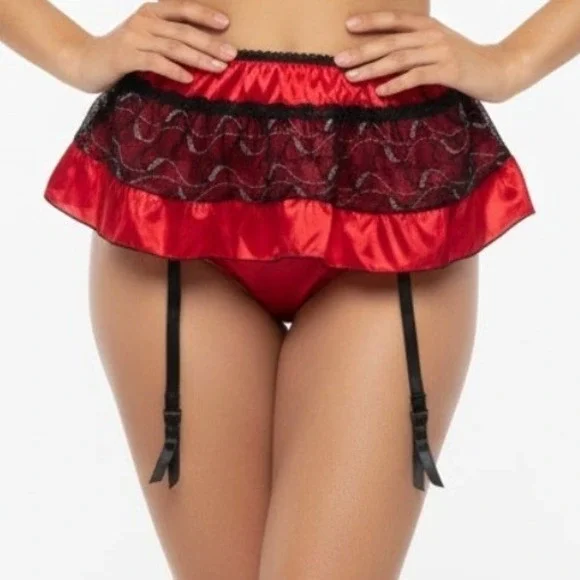 Body Central Native Womans Red Lace Trimmed Garter Skirt Thong M Vintage Y2K‎