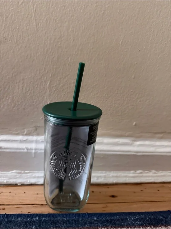 NWT Starbucks 16oz Tumbler Recycled Glass Made in Spain Green Lid & Straw