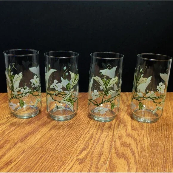 Vintage MCM Glass Highball Tumblers Set of 4 White Blossom & Green Leaf Dogwood