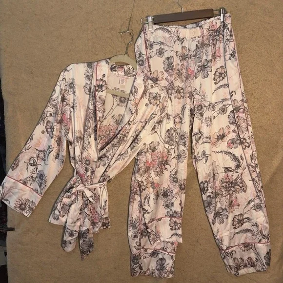 Victorias Secret Satin‎ Pajama Set Sz L Pink Striped Floral Logo Sexy Angel