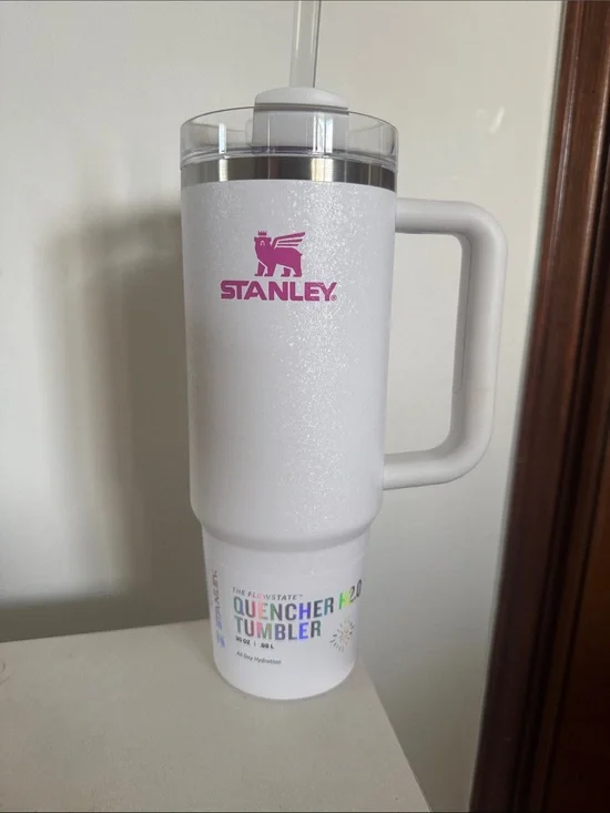 Stanley White Tumbler with Pink Logo and Handle