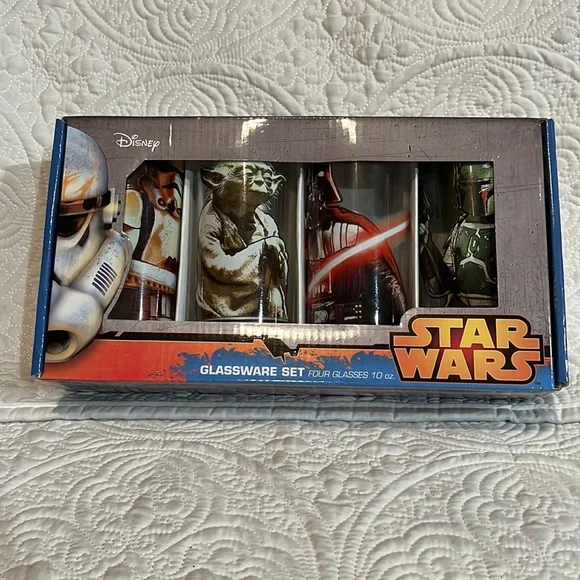 Star Wars glassware set, new in package‎