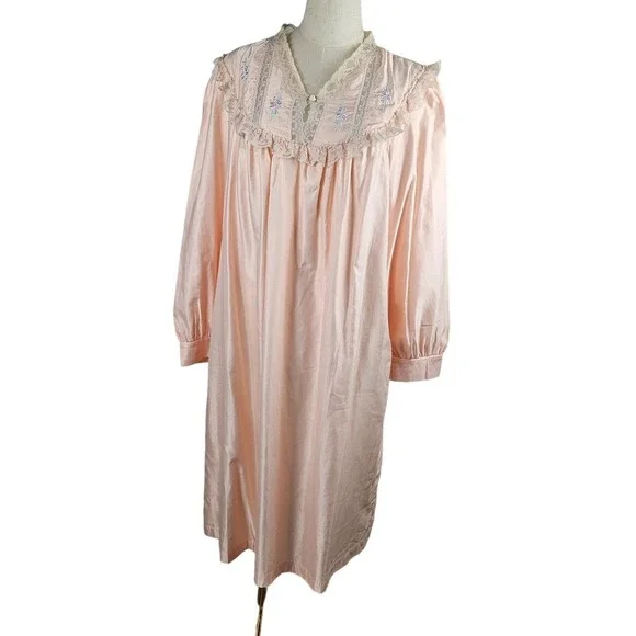 Lady Barbizon Lace Trim Embroidered Nightgown 1X Peach Sleep‎ Shirt