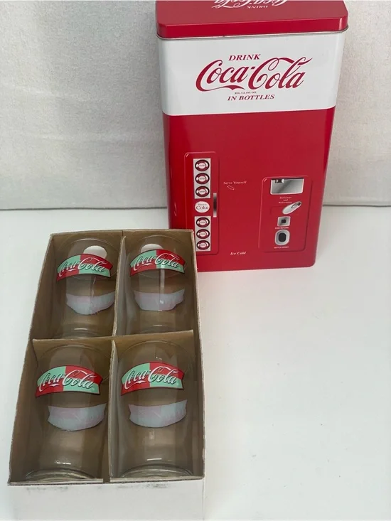 Coca Cola 4 Piece 8oz Glass Set w/ Coke Machine Tin Anchor Hocking 1999 Collect