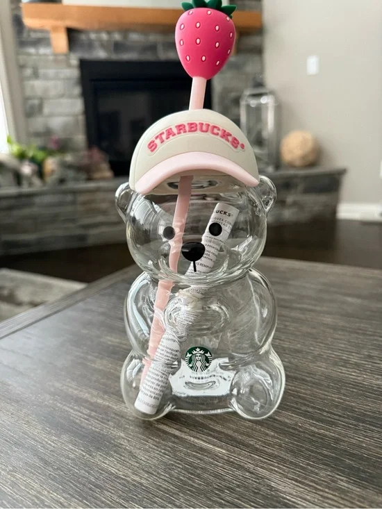 Brand new Starbucks Limited Edition Pink Bearista Glass Cup 20oz Strawberry