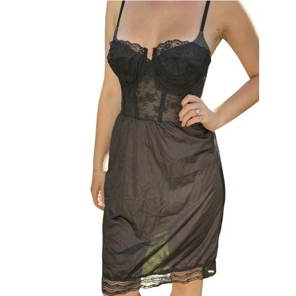 Rare Vintage Backless Lace Bustier Slip Dress 34B‎ by Young Smoothie