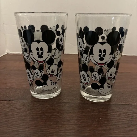 Set Of 2 Disney Mickey Mouse All Over Glass 16 oz Fun Faces Glassware‎