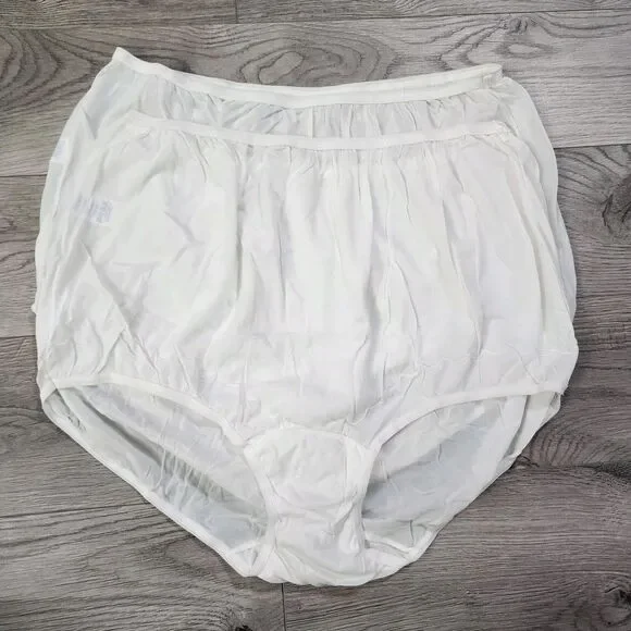 2X-Vtg USA DIXIE BELLE Cream Nylon Scallop Trim Gusset Panties‎ USA Made Size 14