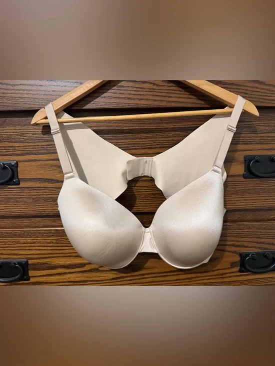 Soma vanishing back full coverage bra 42C nude color