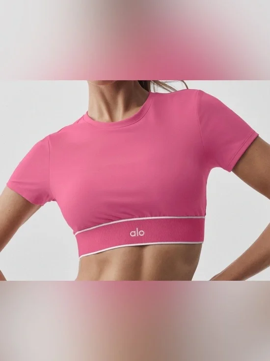 ALO SOFTSCULPT AMP IT UP SHORT SLEEVED BRA