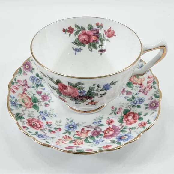 Crown Staffordshire England Fine Bone China Floral Gold Trim Teacup Cup & Saucer