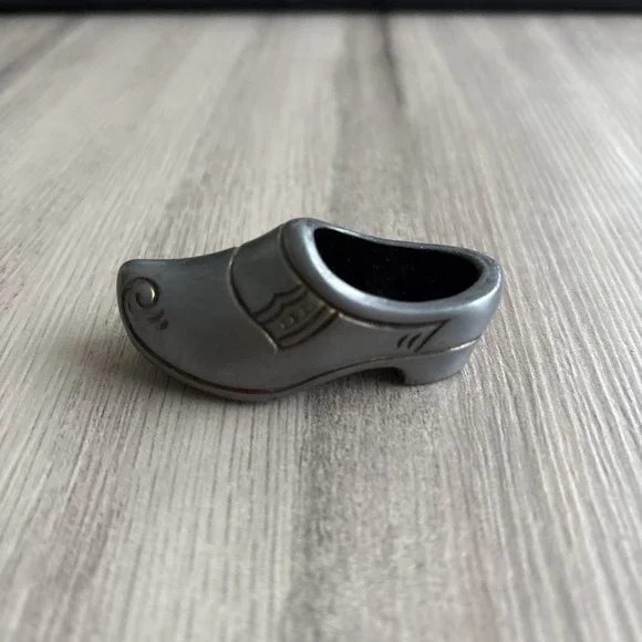 Vintage Pewter Dutch clog 2.75 inches long‎ Etching